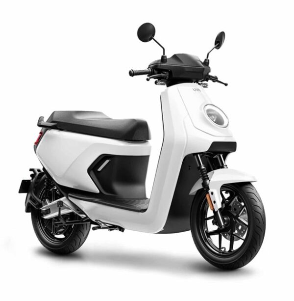 image Scooter électrique rapide NIU MQI GT EVO blanc