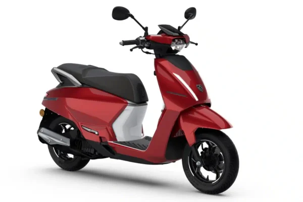 image PEUGEOT NOUVEAU DJANGO 125 ALLURE ROUGE CHERRY